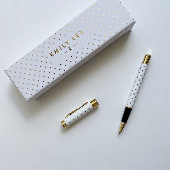 Simplified Gold Dot Pen by Emily Ley - Picture 3 of 6